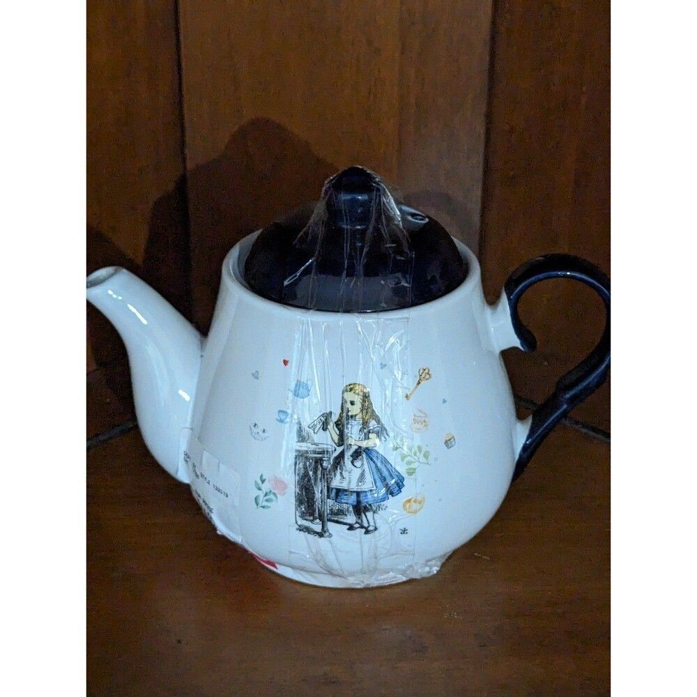 Alice in Wonderland Teapot new Tea Pot